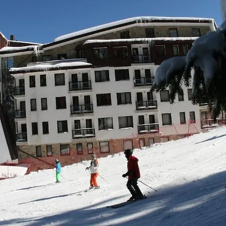 студио, стената